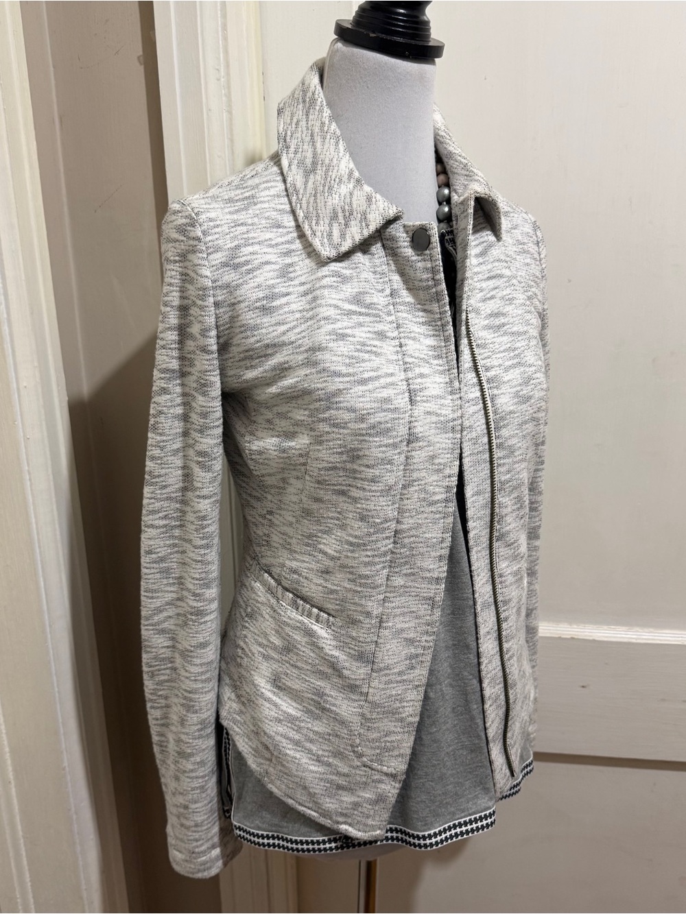 CAbi Heathered Light Gray Knit Blazer Jacket XS